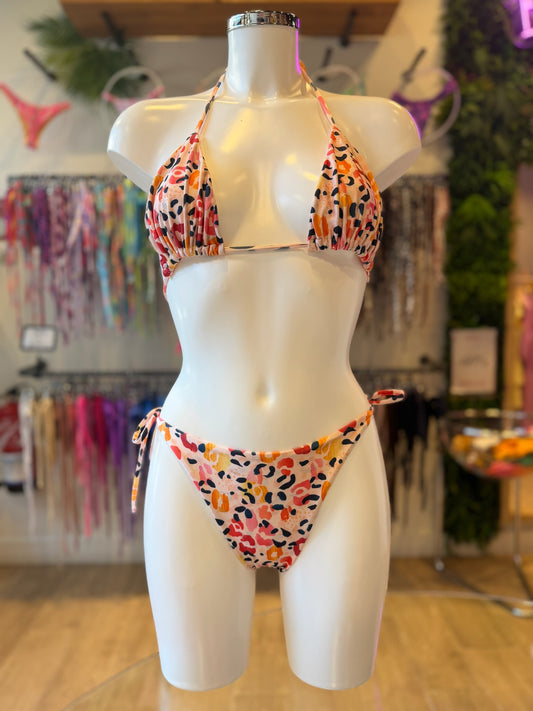 TANGA LAZOS LEOPARDO NUDE