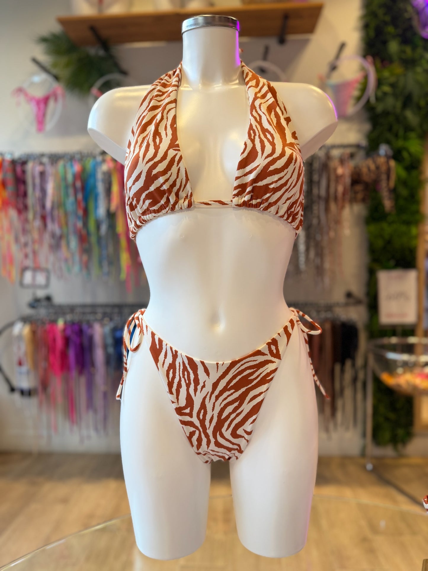 TOP MIL MANERAS ZEBRA OCRE