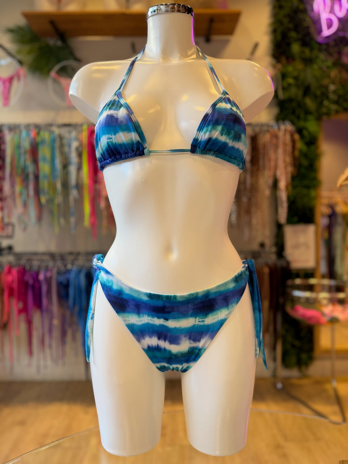 BRASILEÑA LAZOS TIE DYE AZUL