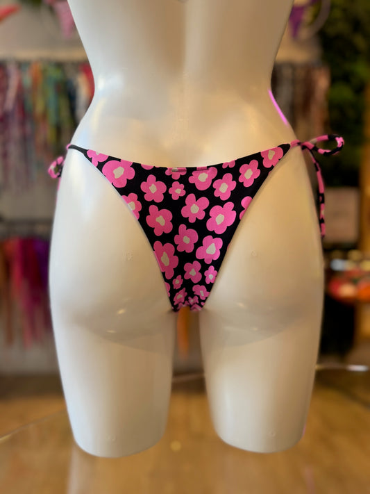 TANGA LAZOS FLORES ROSA-NEGRO