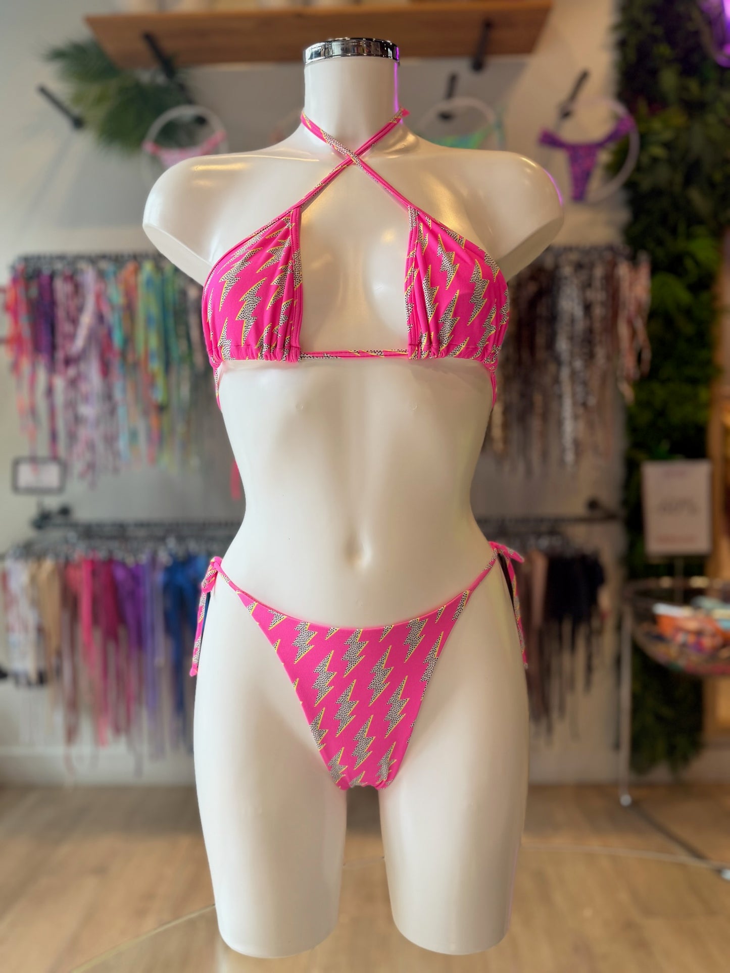 TANGA LAZOS RAYO ROSA NEÓN