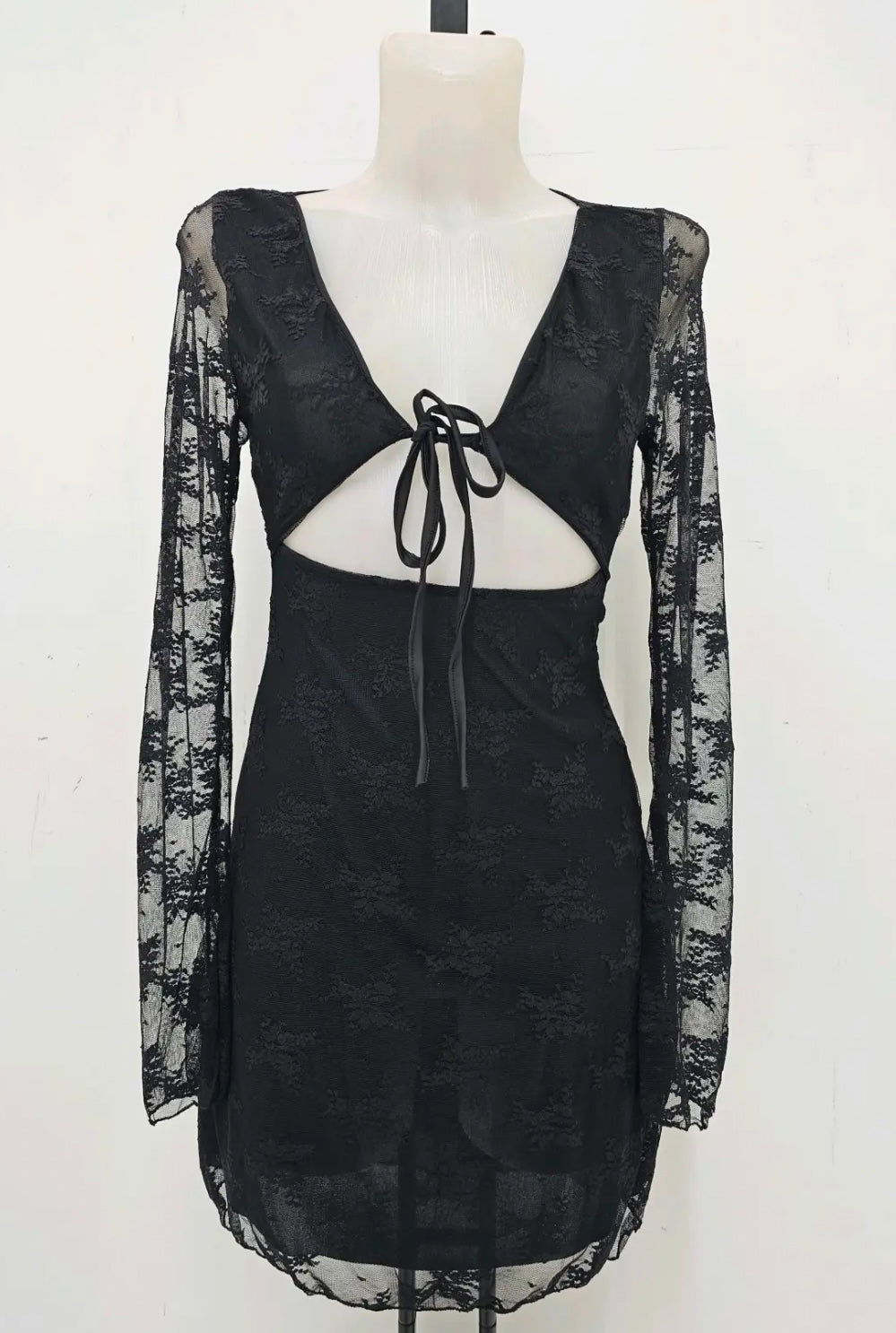 VESTIDO ENCAJE LAZO