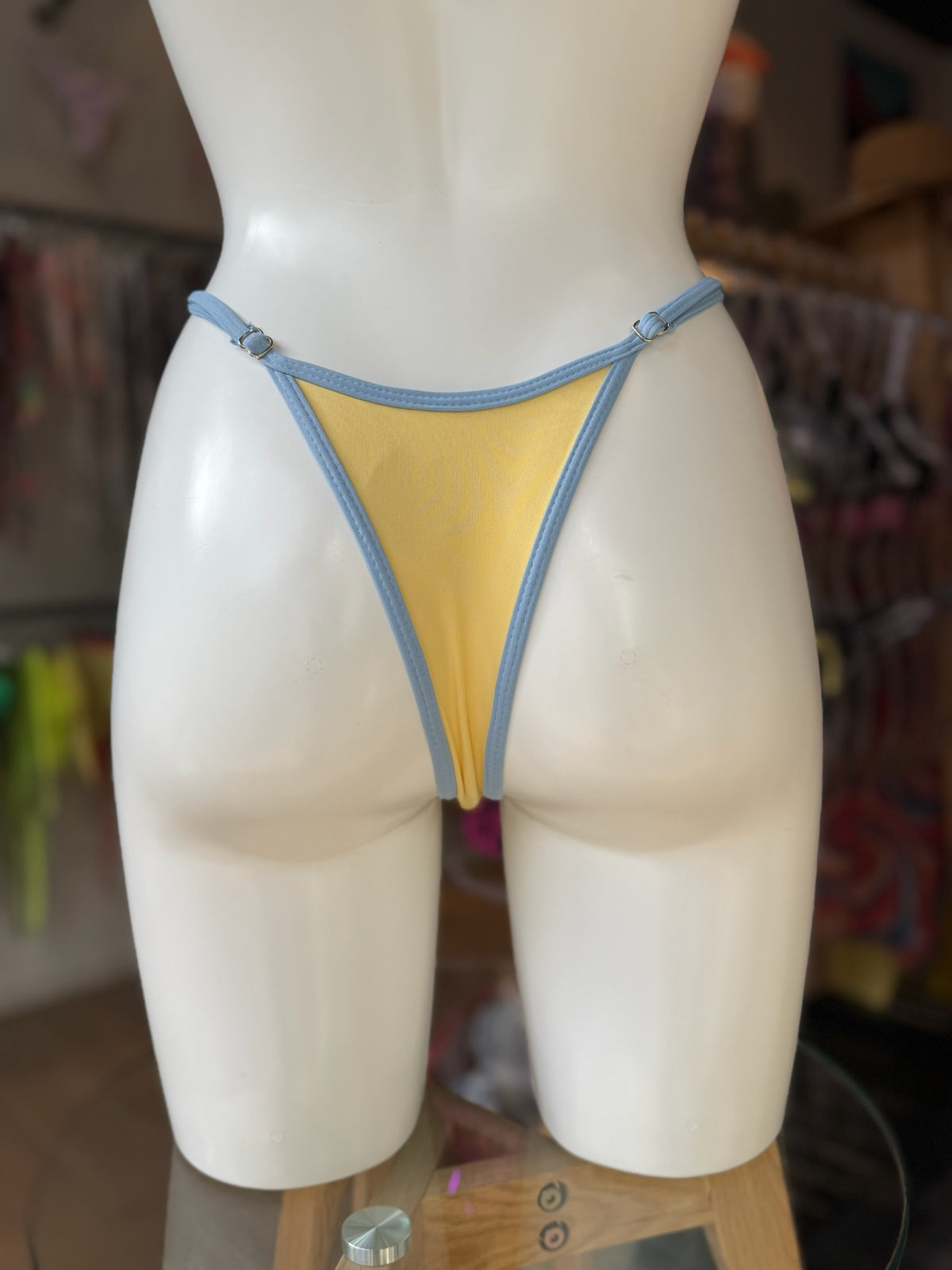 TANGA REGULABLE BICOLOR AMARILLO-CIELO