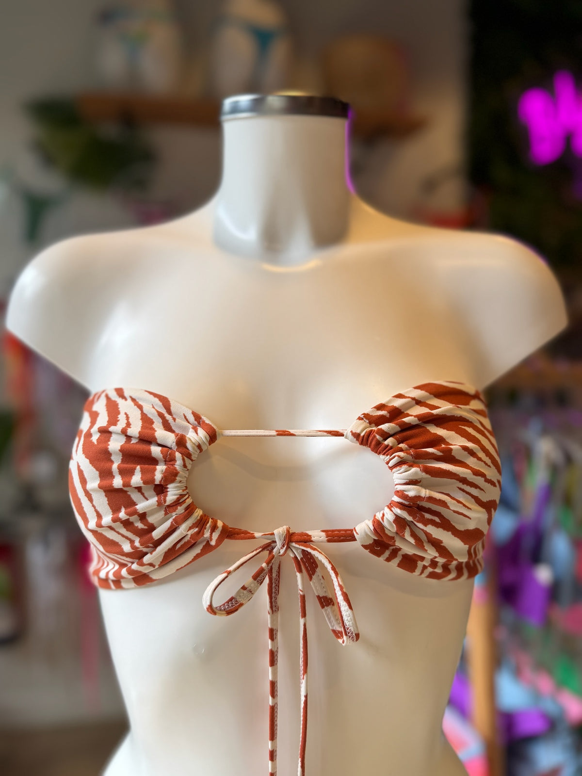TOP MIL MANERAS ZEBRA OCRE