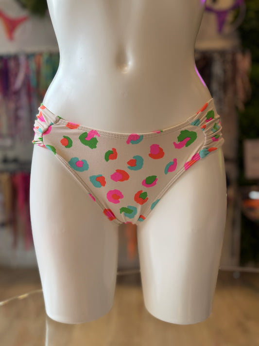 BRASILEÑA MARIPOSA LEOPARDO LOLLY