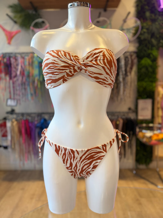 PALABRA DE HONOR COPAS ZEBRA OCRE