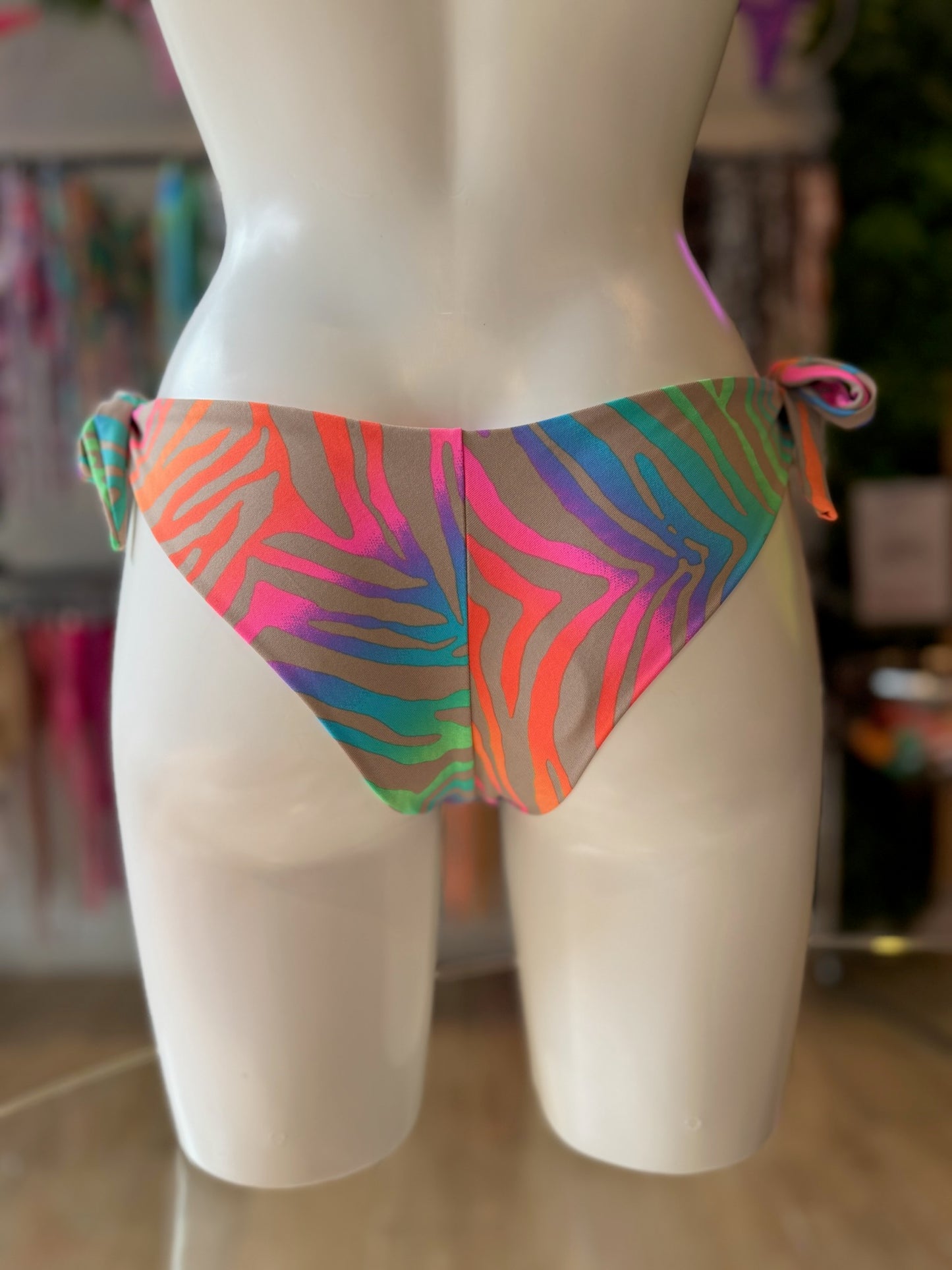 BRASILEÑA LAZOS ZEBRA NUDE-COLORES