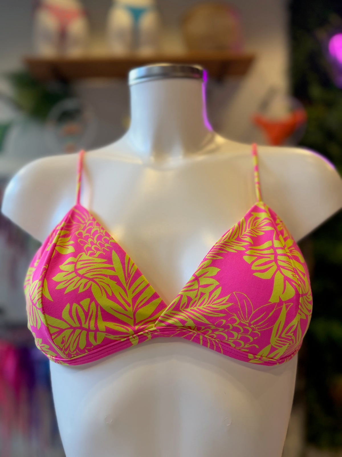 TRIÁNGULO FIJO SELVA ROSA-AMARILLO