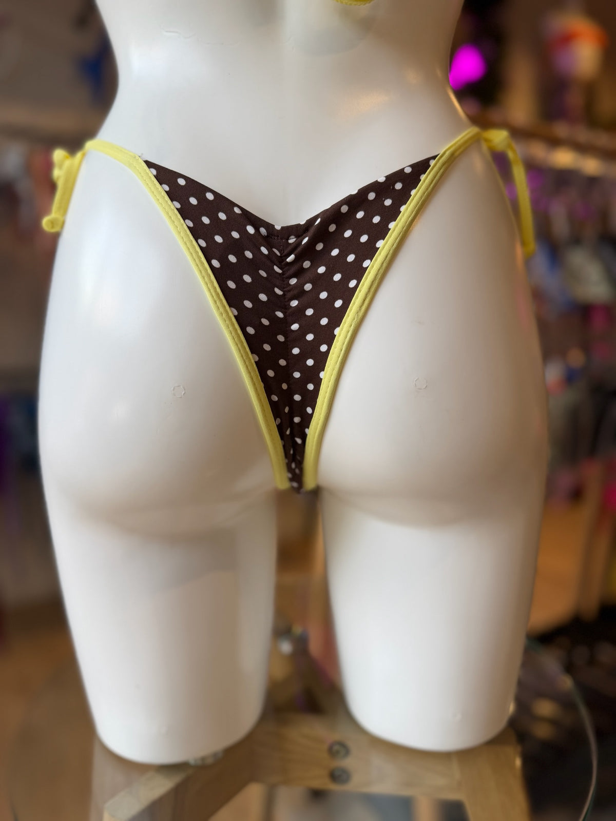 TANGA RIPPLE LUNARES MARRÓN-AMARILLO