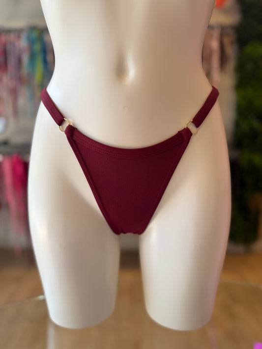 MINI TANGA REGULABLE BÁSICO SANGRÍA