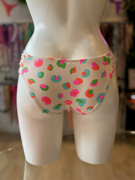 BRASILEÑA MARIPOSA LEOPARDO LOLLY