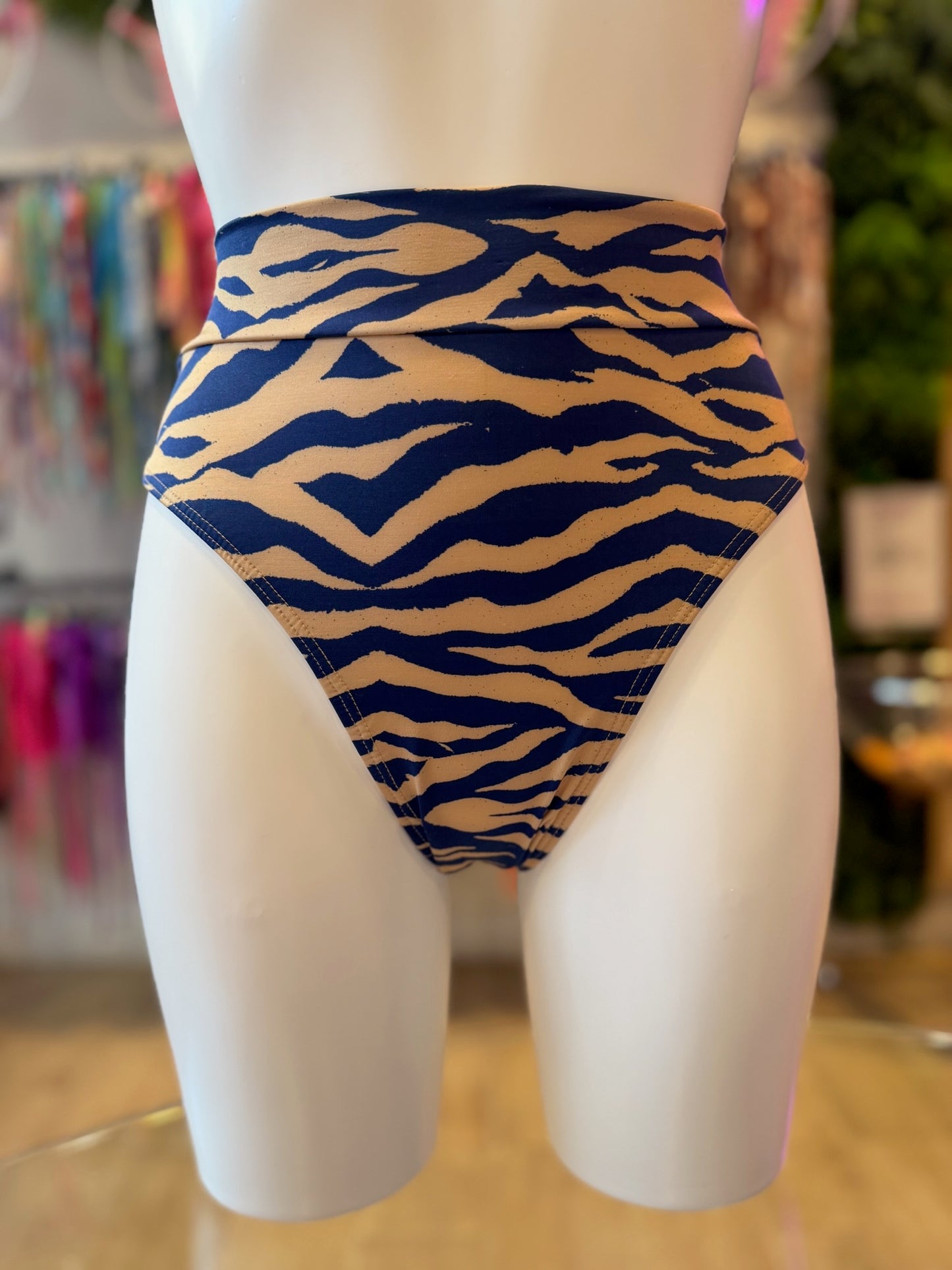 BRASILEÑA SUNKINI ZEBRA ORO-MARINO