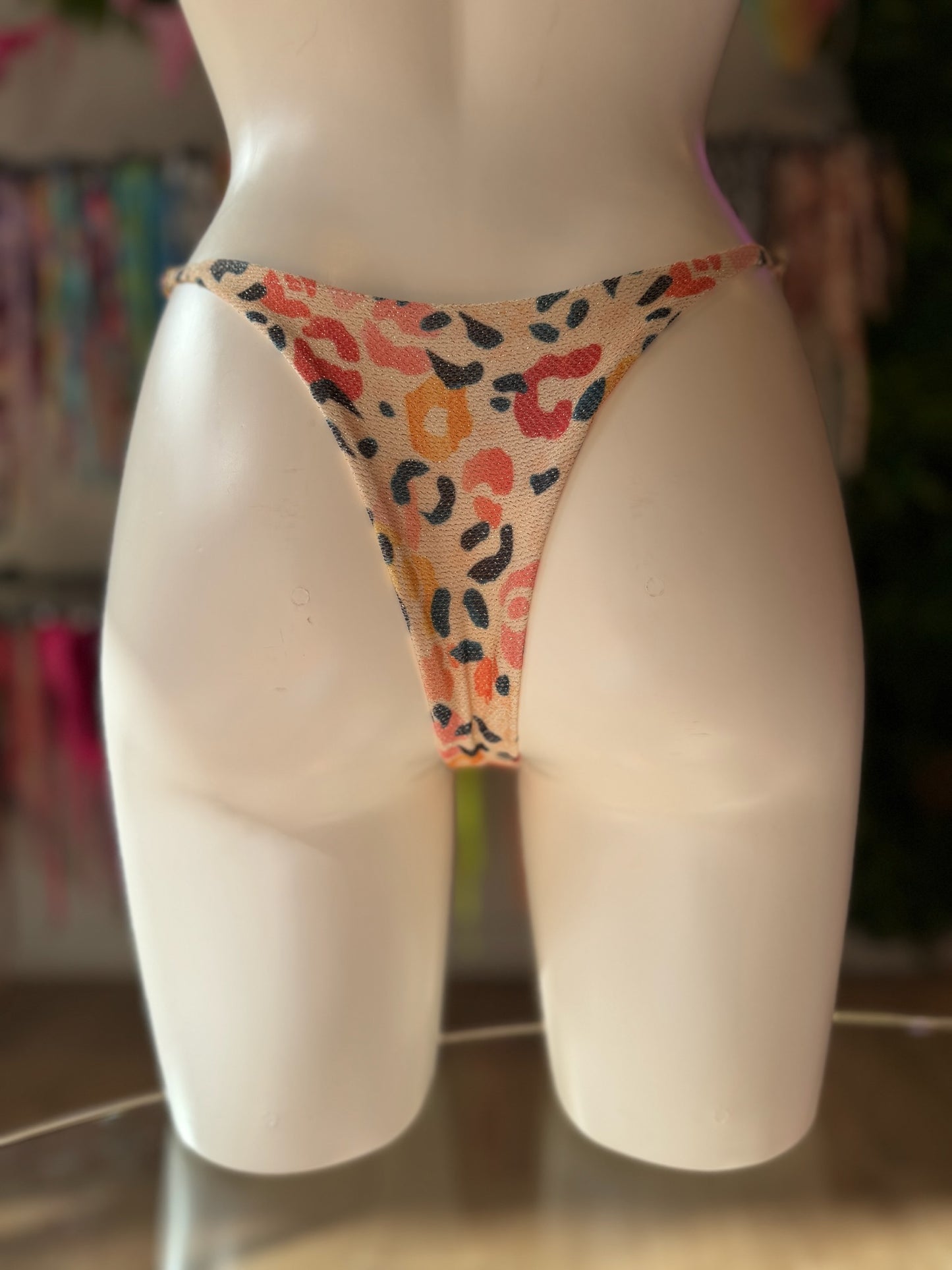 TANGA REGULABLE LUREX LEOPARDO NUDE