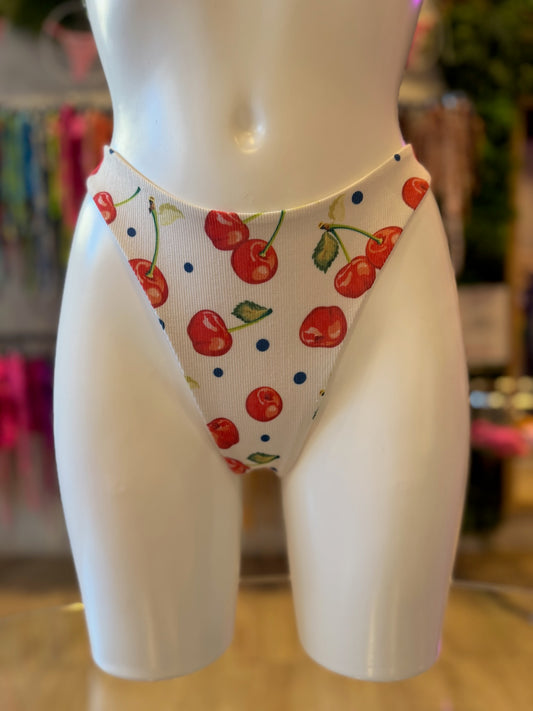 BRASILEÑA CLÁSICA PANA OFF WHITE CEREZAS