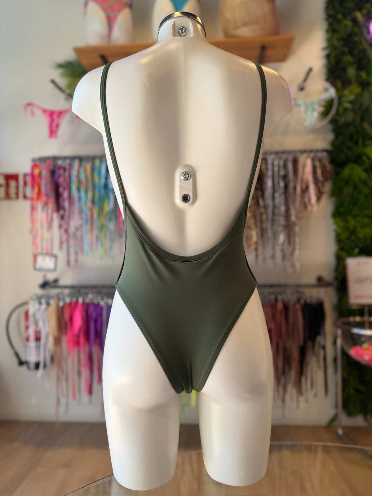 BODY BÁSICO MILITAR