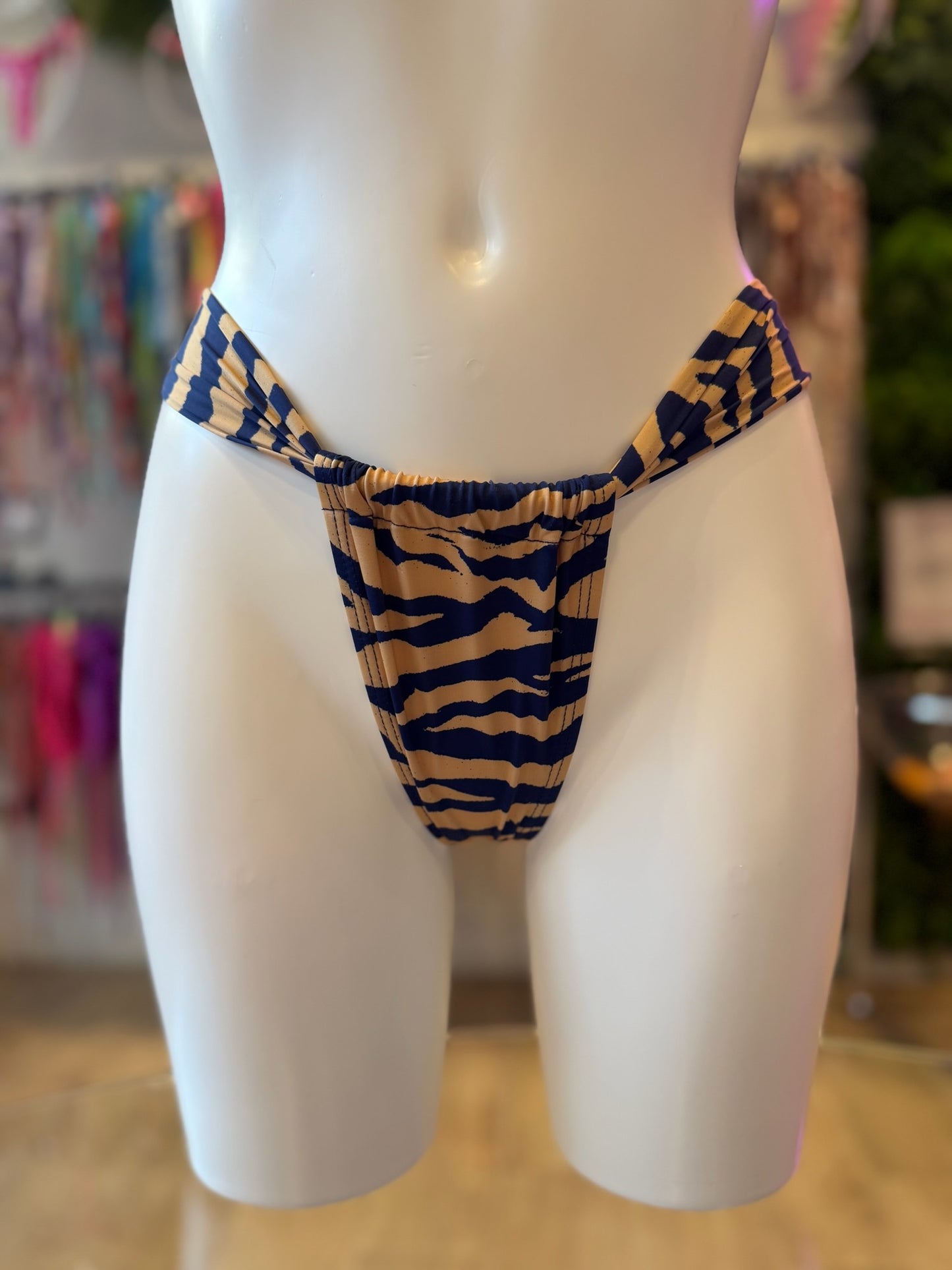 TANGA CORTINA ZEBRA ORO-MARINO