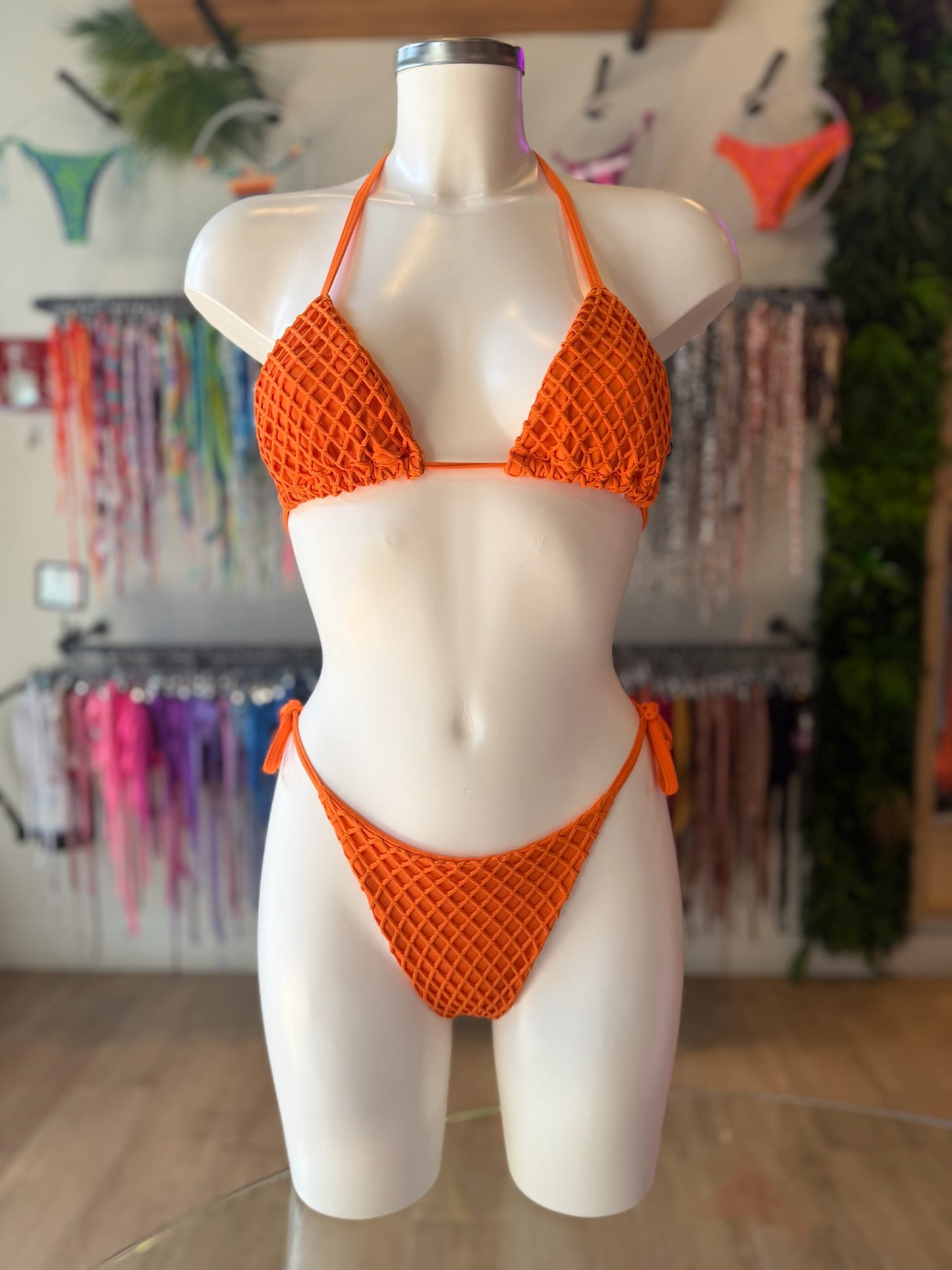 TRIÁNGULO CORTINA RED NARANJA