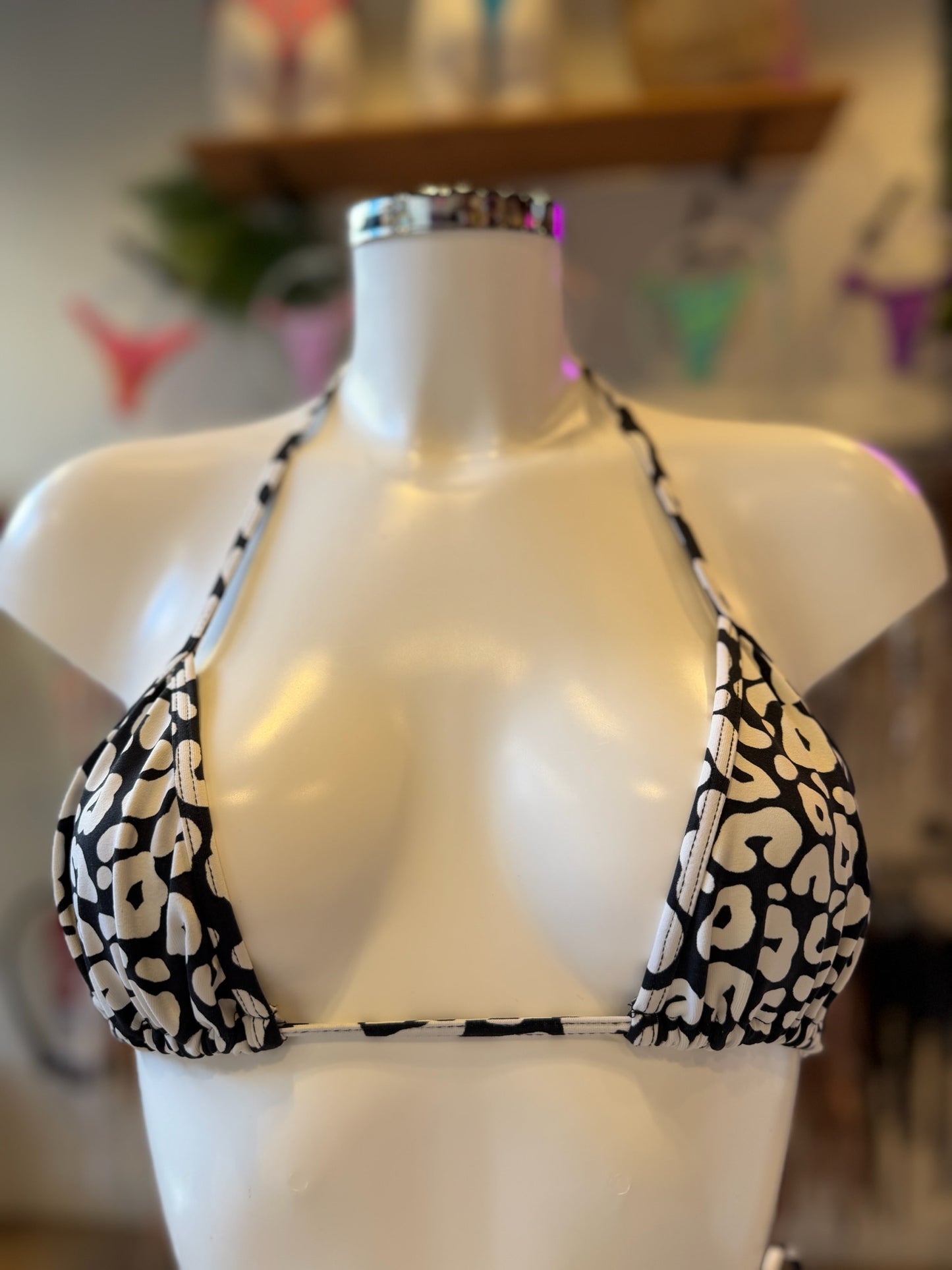 TRIANGULO CORTINA LEOPARDO BLACK&WHITE