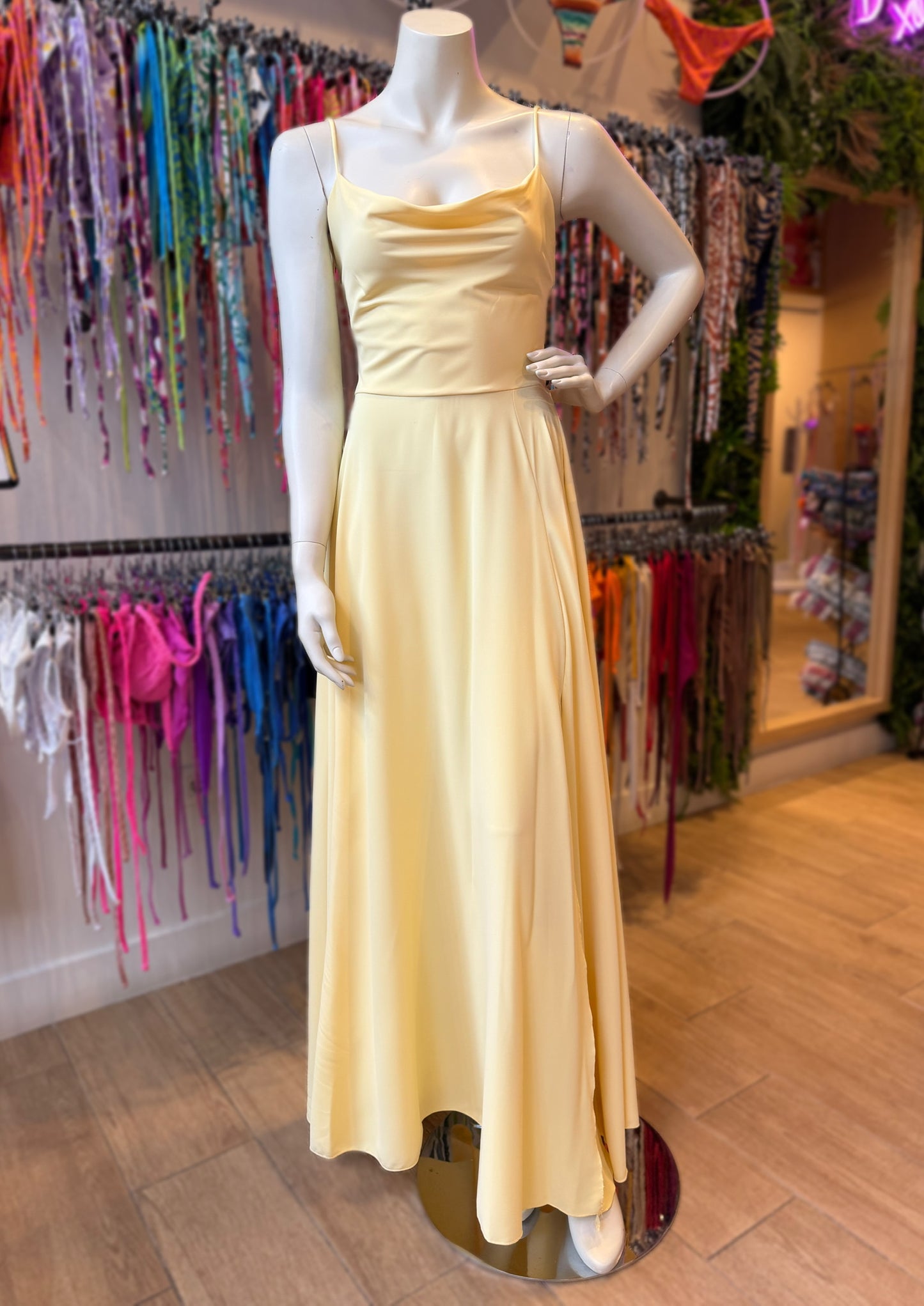 VESTIDO AURORA