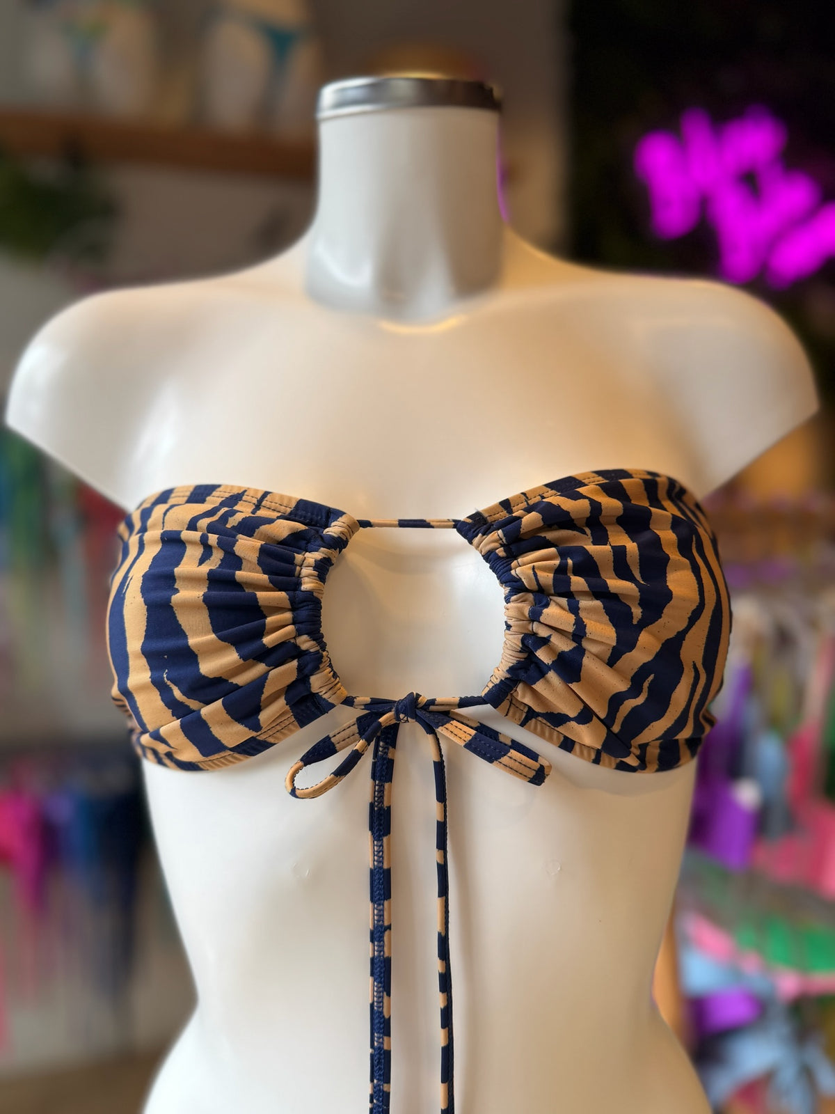 TOP MIL MANERAS ZEBRA ORO-MARINO