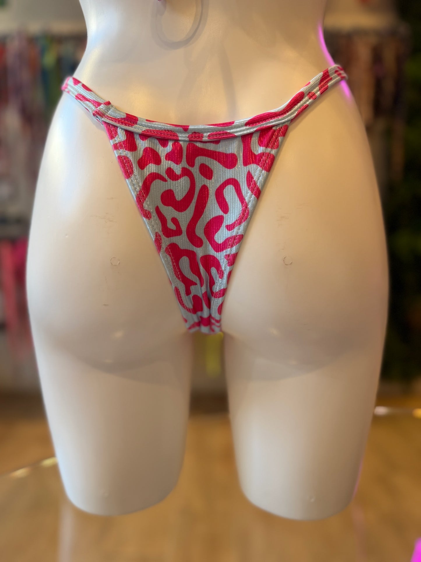 MINI TANGA EDÉN LEOPARDO FUCSIA-PERLA