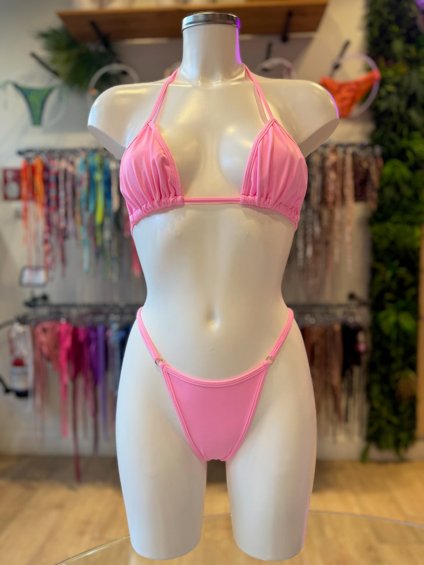 TANGA REGULABLE BÁSICO ROSA BARBIE