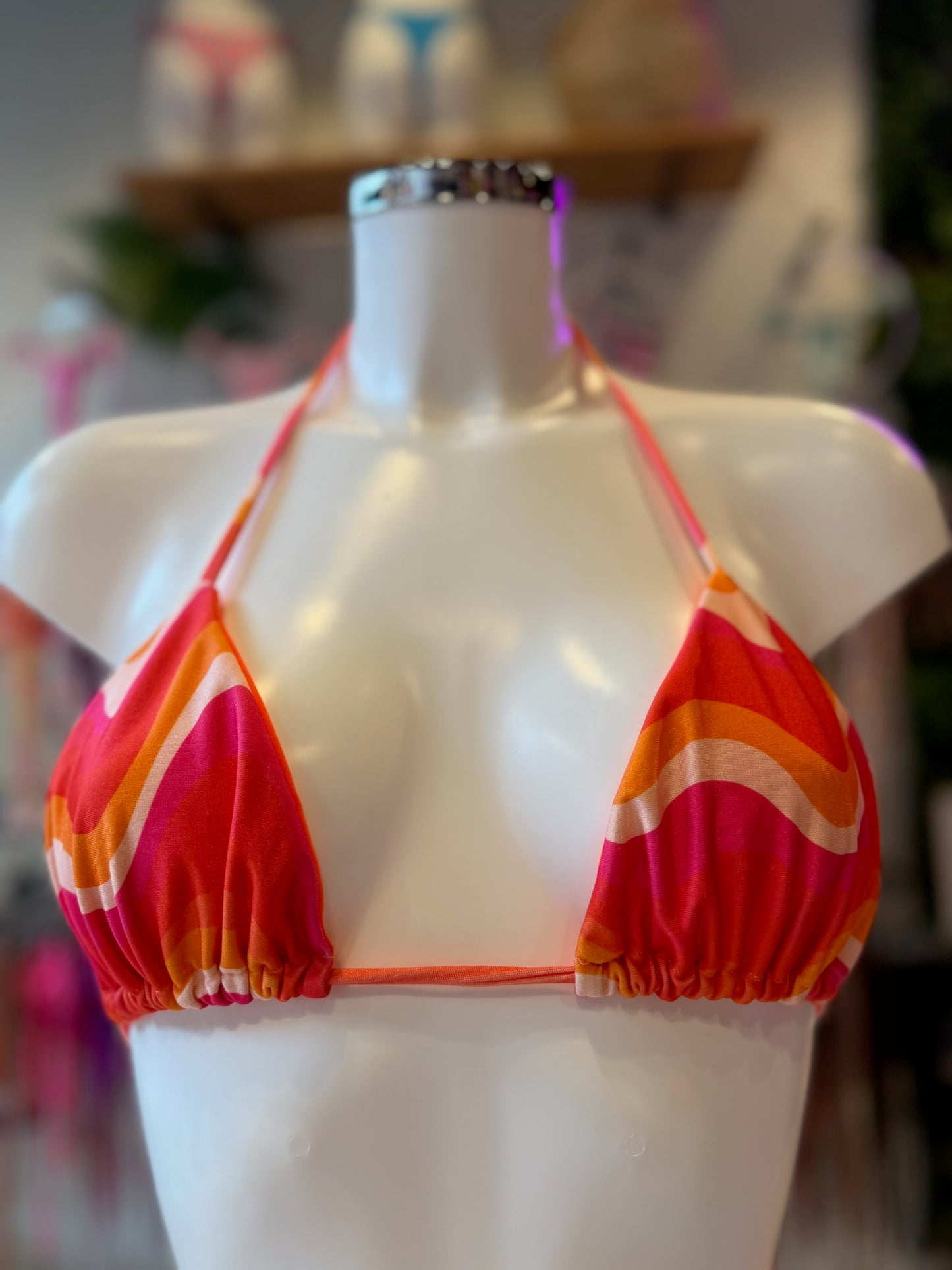 TRIÁNGULO CORTINA ONDAS NARANJA