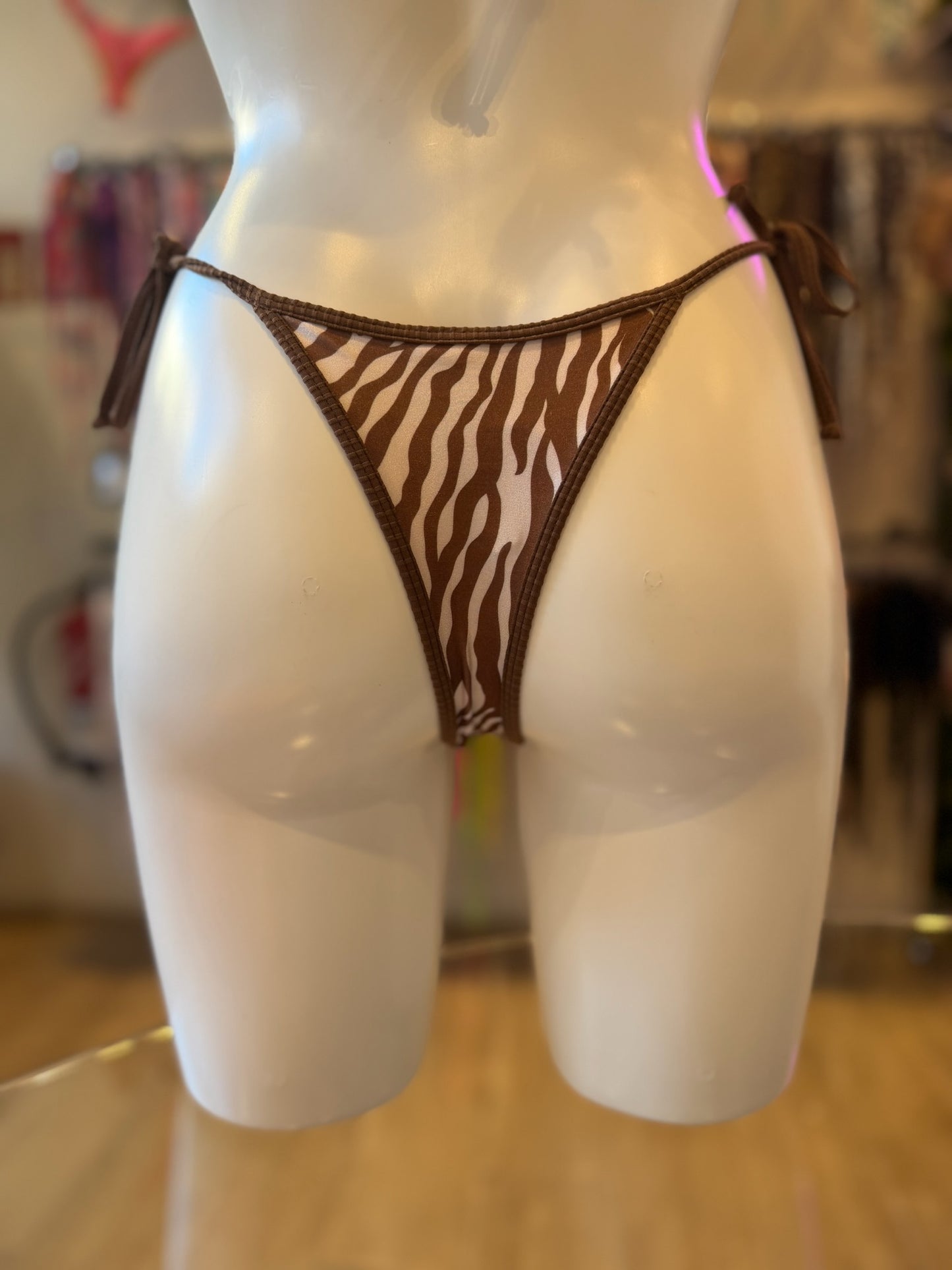 TANGA LAZOS ZEBRA CAPUCHINO