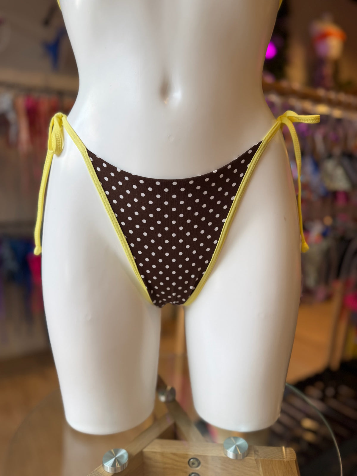 TANGA RIPPLE LUNARES MARRÓN-AMARILLO