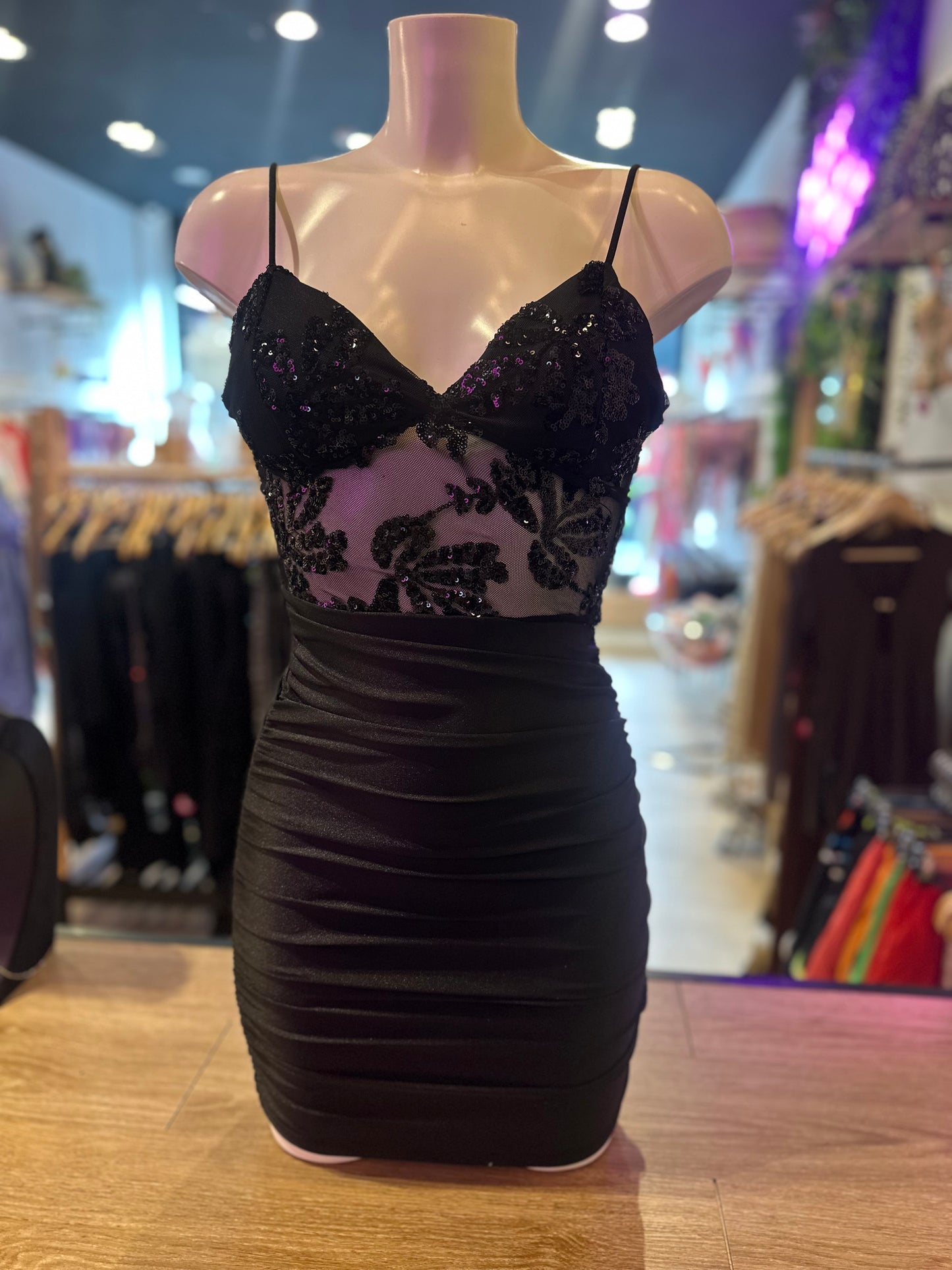 VESTIDO NELLY LENTEJUELAS